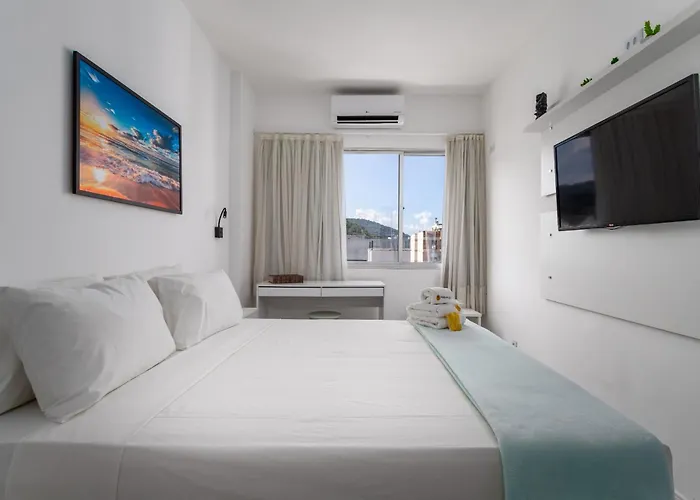 Charme Em Botafogo - Bem Decorado - Sct1202 Z5 Apartamento Rio de Janeiro